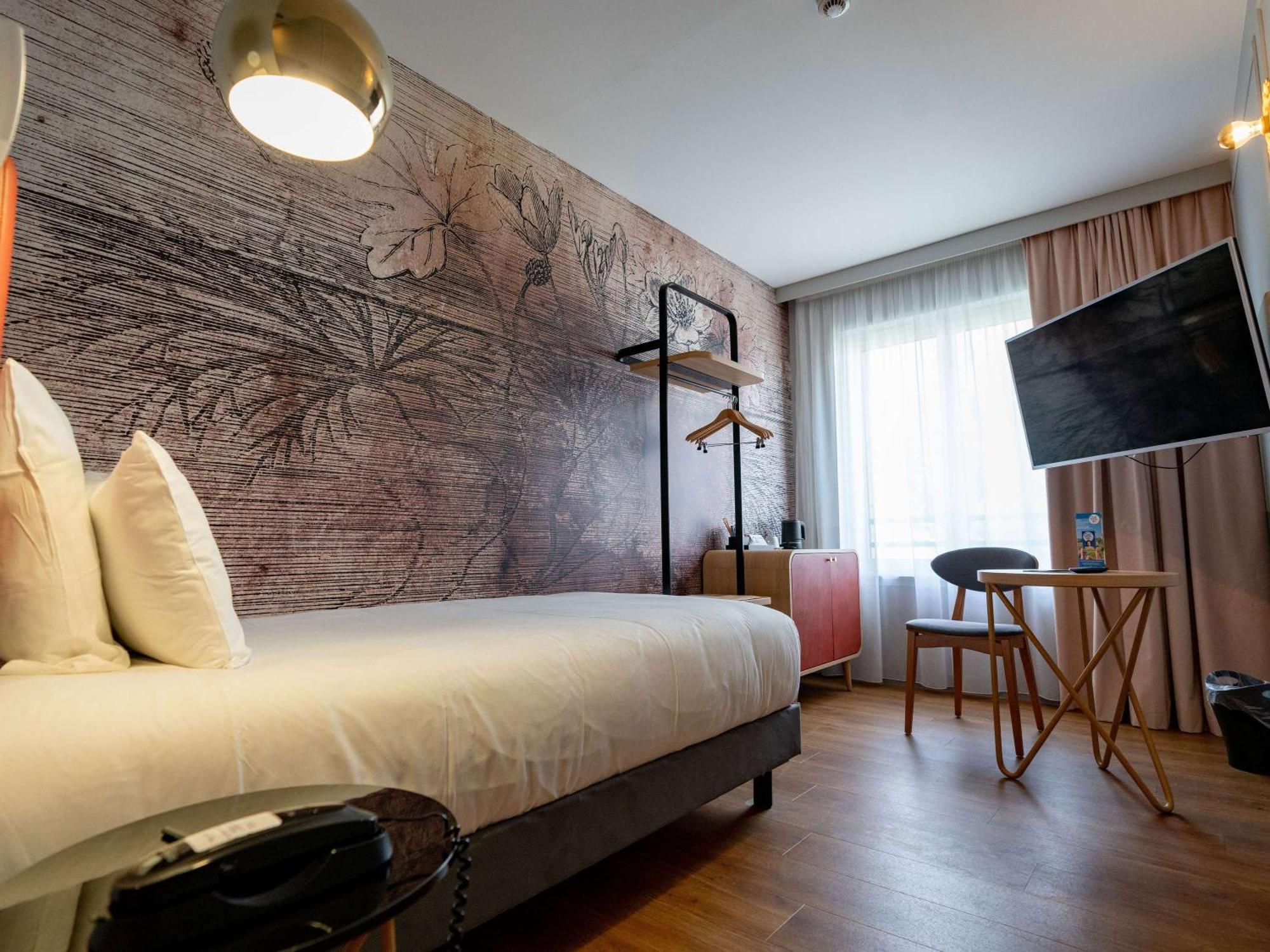 Mercure Saint Omer Centre Gare Eksteriør bilde